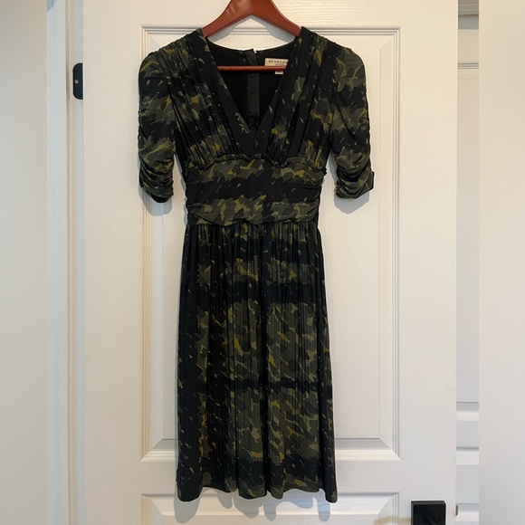 Burberry Green Dress - Picture 2 of 7